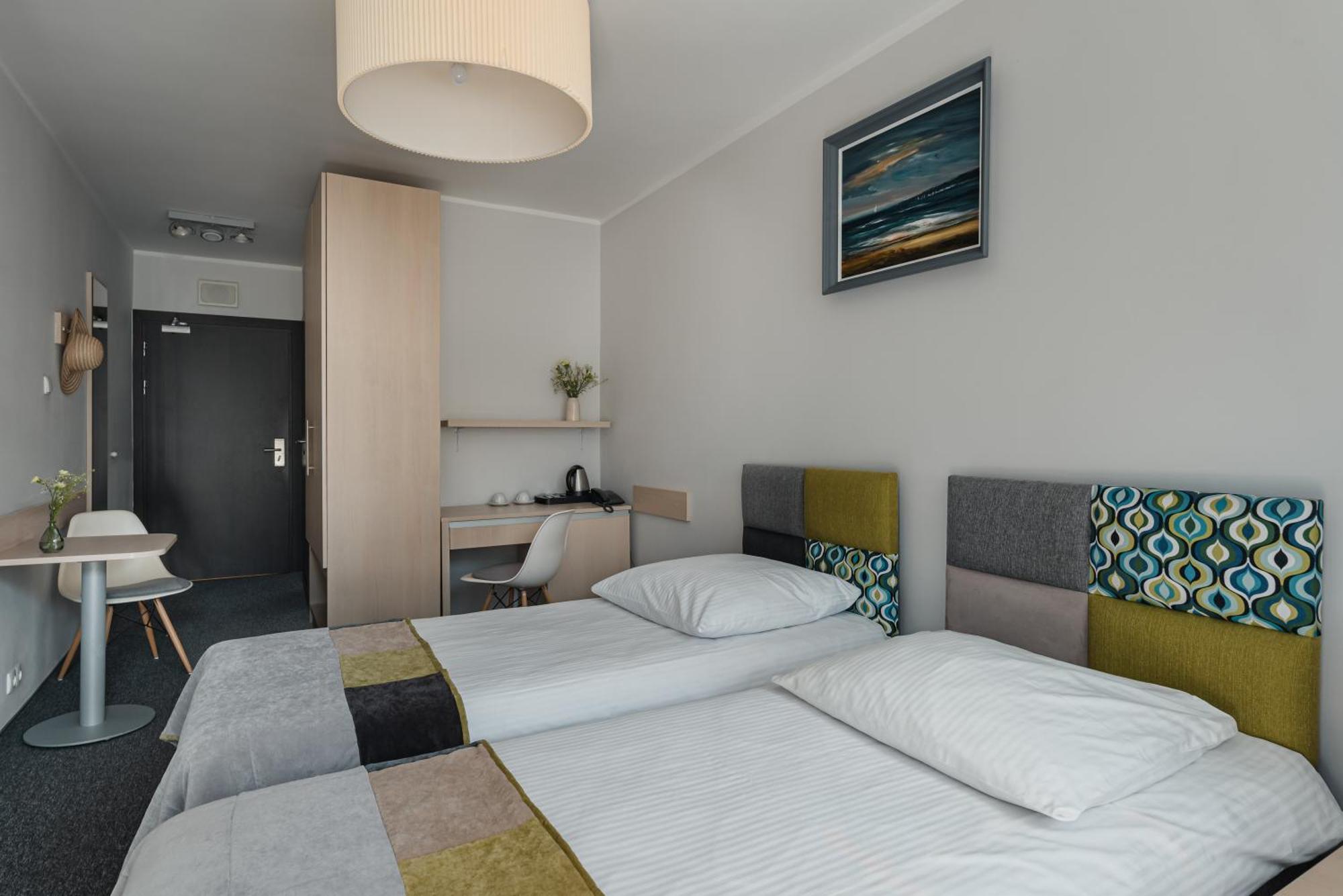 Hotel Osrodek Delfin Rewita Jurata Exterior foto